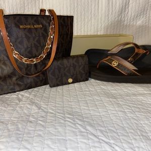 Michael Kors chocolate 3 pc Set